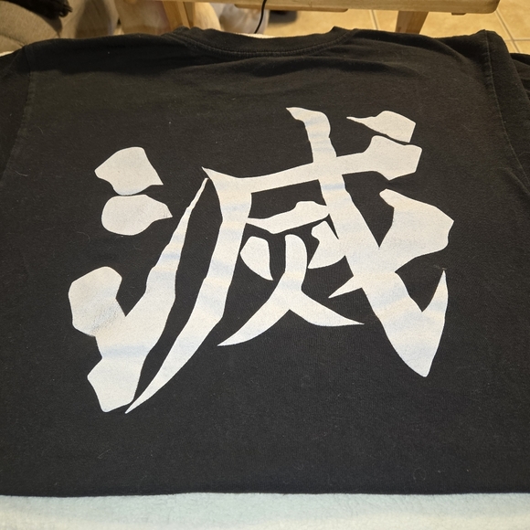 DEMON SLAYER TANJIRO KAMADO ANIME BLACK T-SHIRT SIZE MEDIUM - FRONT & BACK PRINT - Picture 4 of 4
